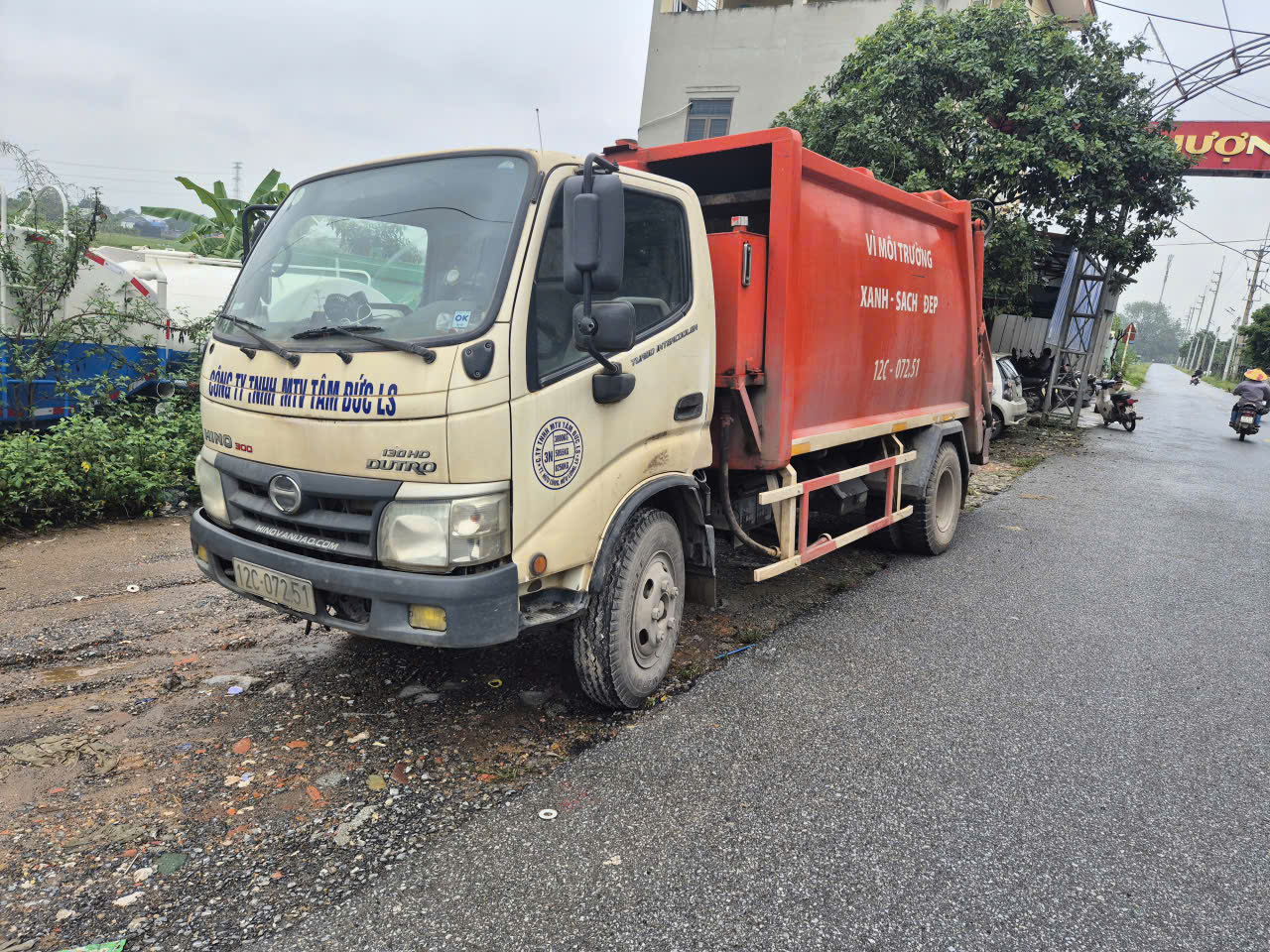 z7208355410490_485222351554c30316a4ce1494404e77