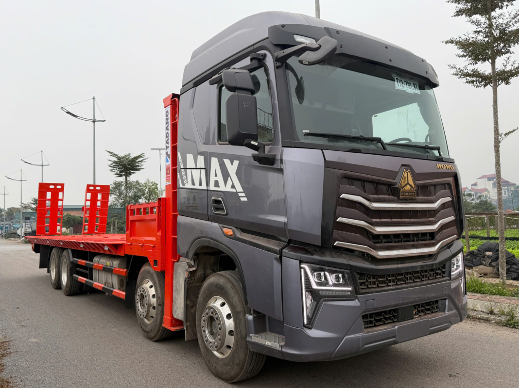 Xe nâng đầu chở máy 16 tấn HOWO - Máy 350 - CÔNG TY CP SẢN XUẤT XE ...